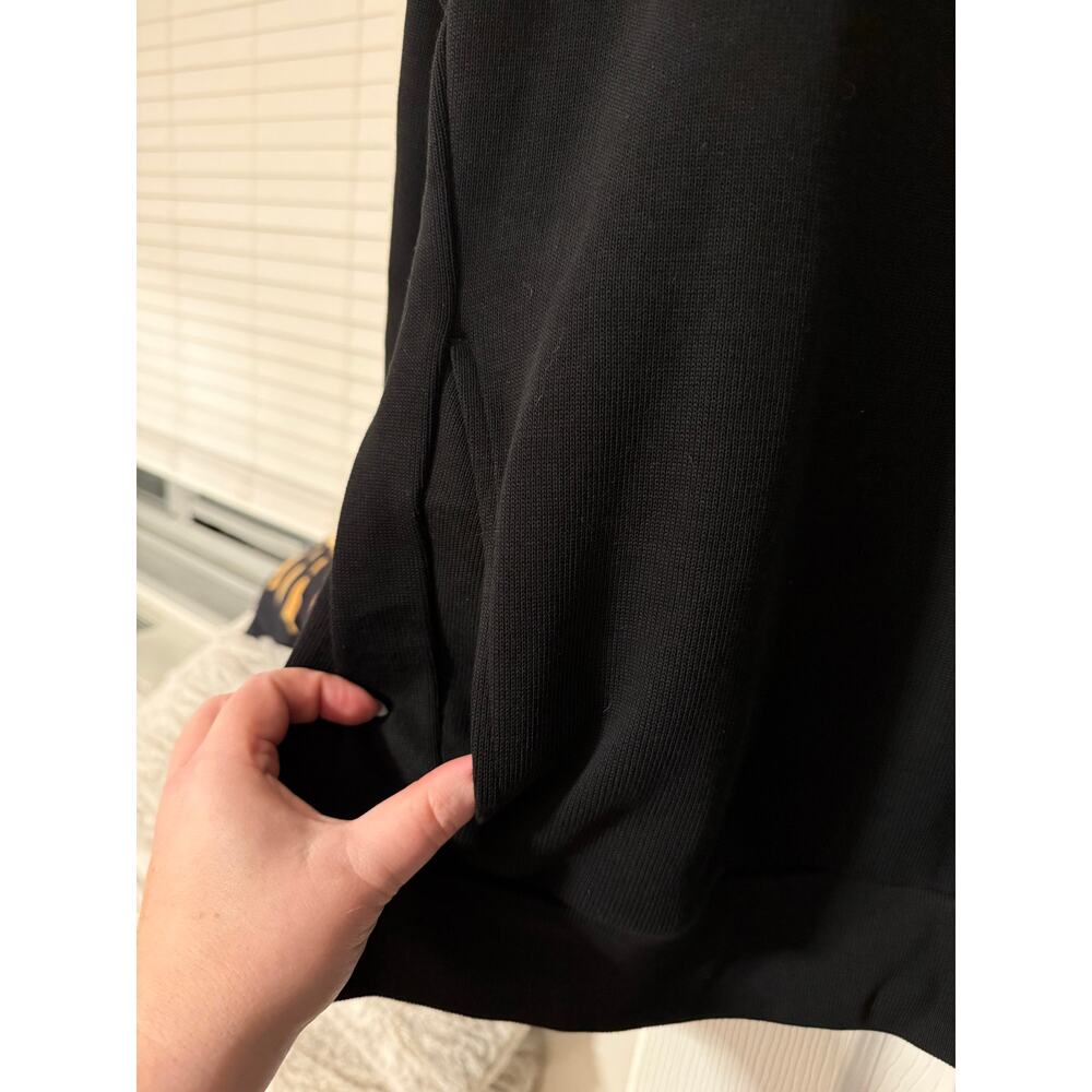 Lacoste 3/4 zip pullover size 3xl/ FR 8 (runs small) - Picture 3 of 5